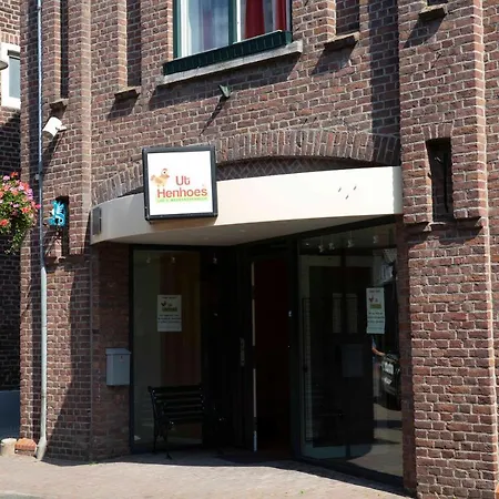 Oda ve Kahvaltı Ut Hen Hoes